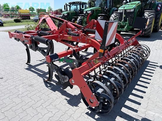 Cultivador - Kuhn - cultimer 300 ns
