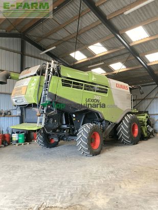 Cosechadora de Cereal - Claas - lexion 740 t4