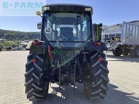 Tractor agrícola - Deutz-Fahr - agroplus 67 + stoll robust f8