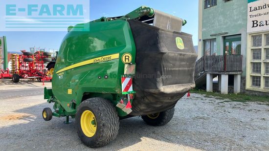 Empacadora gigant - John Deere - V461R