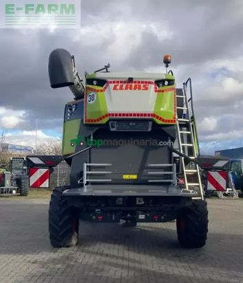 Cosechadora de Cereal - Claas - trion 530 montana