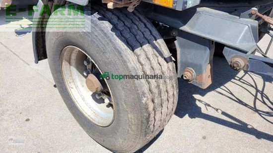 Equipamiento / accesorio - Fliegl - güllezubringer mit krone fahrgestell