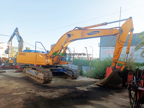 Excavadora - SE 240LC-3