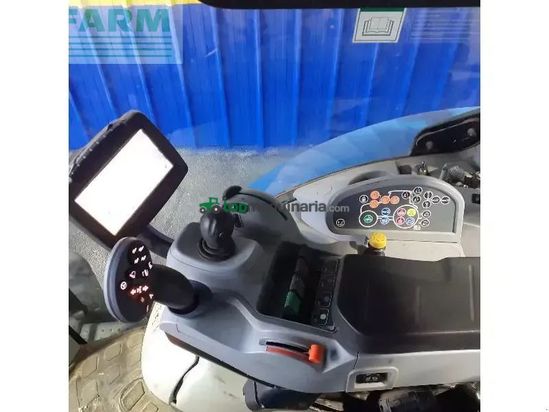 Tractor agrícola - New Holland - t7.235 p c swii