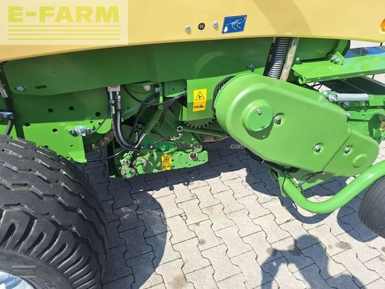 Empacadora gigant - Krone - comprima f 155 xc pl