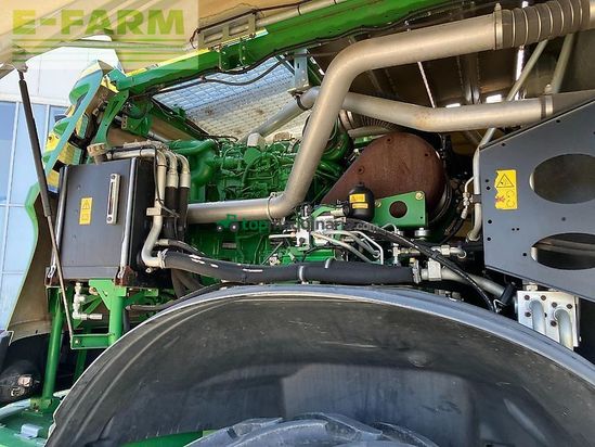 Cosechadora de Cereal - John Deere - 8300