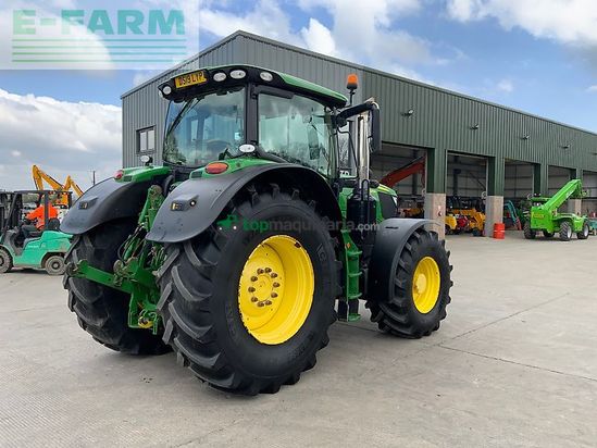 Tractor agrícola - John Deere - 6215r premium edition tractor (st26285)