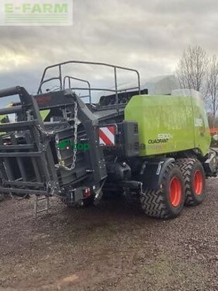 Empacadora gigant - Claas - quadrant 5300 fc t+st