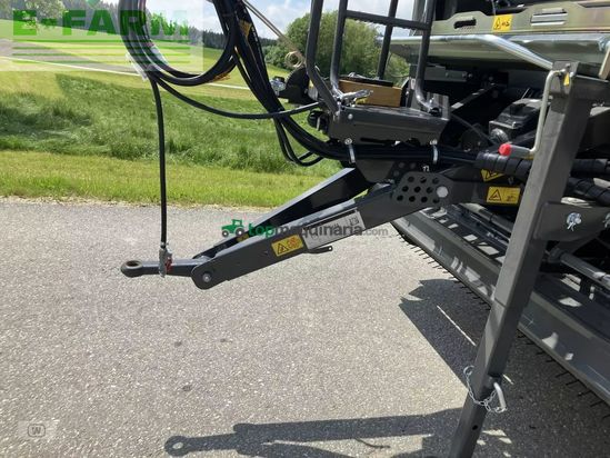 Empacadora gigant - Claas - variant 565 rc