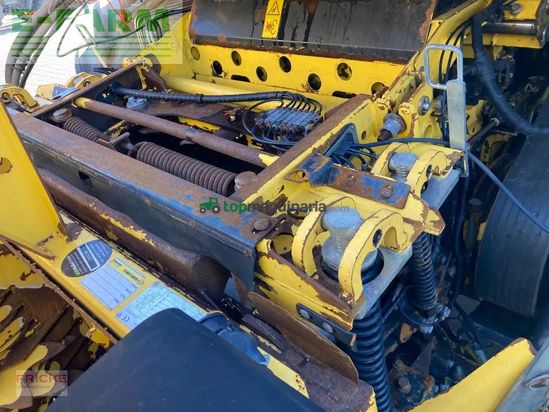 Cosechadora de Cereal - New Holland - fr 9060