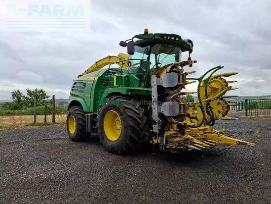 Cosechadora de Cereal - John Deere - 8300