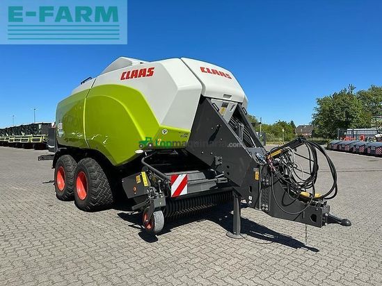 Empacadora gigant - Claas - quadrant 5300 evolution fc tandem