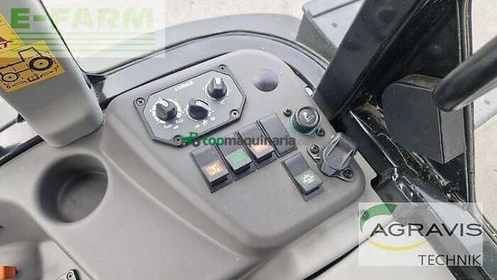 Tractor agrícola - Claas - nexos 240 l