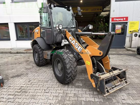 Minicargadora - Case IH - 221f mit euroadapter hydraulisch