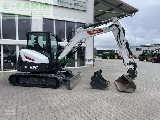 Excavadora - Bobcat - e 60