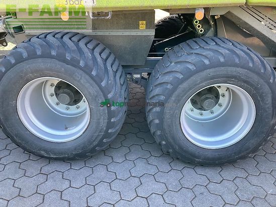 Empacadora gigant - Claas - quadrant 5300 fc tandem