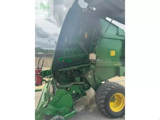 Empacadora gigant - John Deere - 864