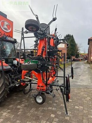 Henificador - Kubota - te8080