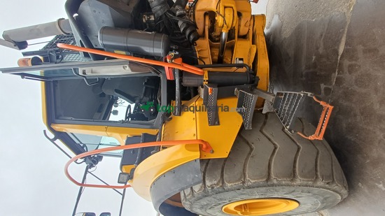 Dumper VOLVO A40F
