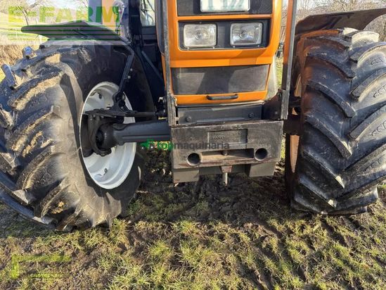 Tractor agrícola - Renault - temis 610 z + baas trima 480