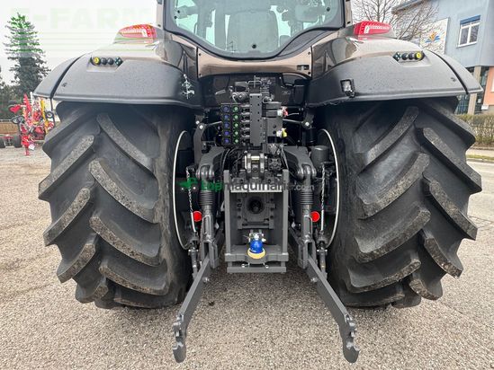 Tractor agrícola - Valtra - t235