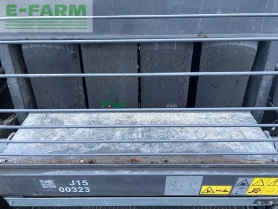 Empacadora gigant - Claas - 585 c