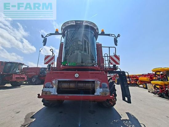 Tractor agrícola - Case IH - axial-flow 5140 și heder de 6.1 m