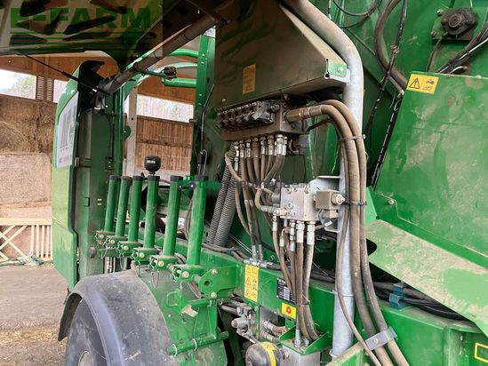 Empacadora gigant - McHale - Fusion Vario