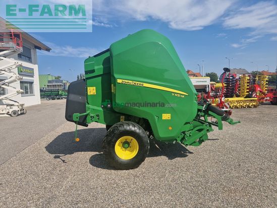 Empacadora gigant - John Deere - V451M
