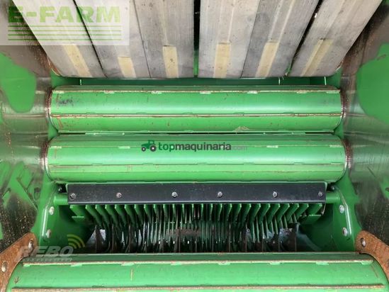 Empacadora gigant - John Deere - v461m - paket für rundballenpr