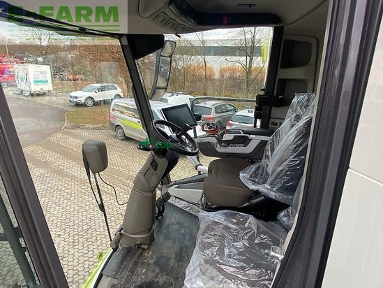 Cosechadora de Cereal - Claas - trion 530 mit vario 680