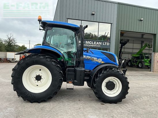 Tractor agrícola - New Holland - t7.210 tractor (st27474)