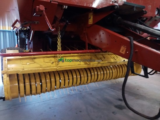 Rotoempacadora NEW HOLLAND 750 