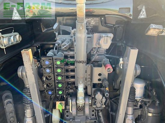 Tractor agrícola - Valtra - t235 versu tractor (st25946)