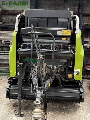 Empacadora gigant - Claas - variant 380 rc