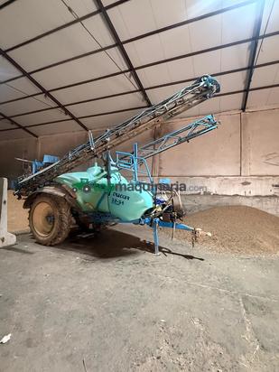 Pulverizador arrastrado Berthoud tracker 32-34 