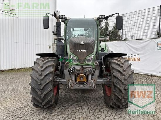 Tractor agrícola - Fendt - 718 vario scr