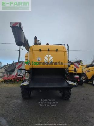 Cosechadora de Cereal - New Holland - cx8.70