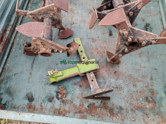 Motocultor Agria 7000 con motor diésel Lombardini y remolque basculante