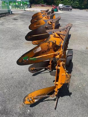 Arado -  - charrue 5corps . huard