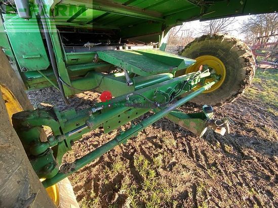 Cosechadora de Cereal - John Deere - w650