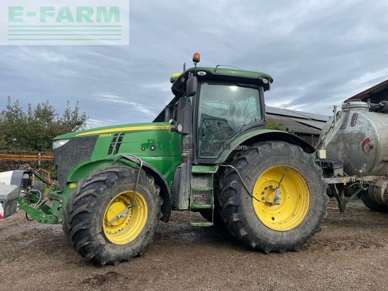 Tractor agrícola - John Deere - 7215R
