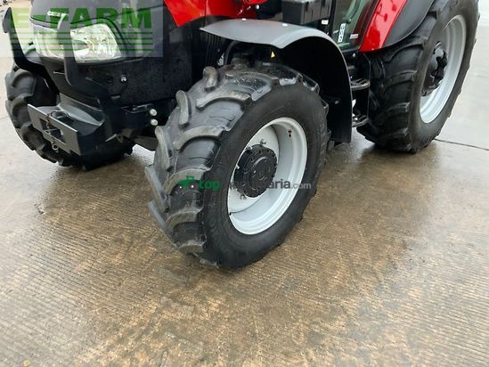 Tractor agrícola - Case IH - 120c tractor (st25156)