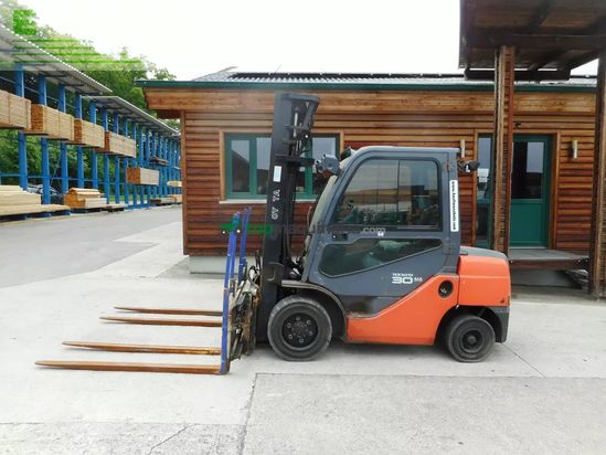 Elevadora - Toyota - 02-8fdf30 triplex 5,5m + ss + doppelpalettengabe