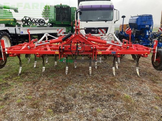 Cultivador - Pöttinger - synkro 5030k nova