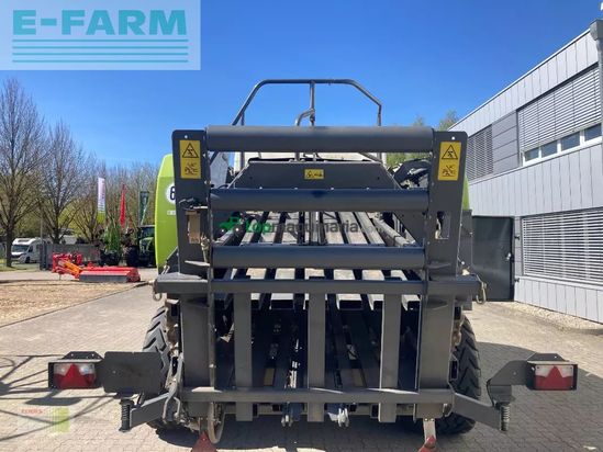 Empacadora gigant - Claas - quadrant 5200 fc tandem