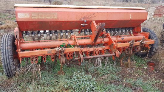 Sembradora mecánica - Sola