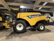 Cosechadora de Cereal - New Holland - CR8080