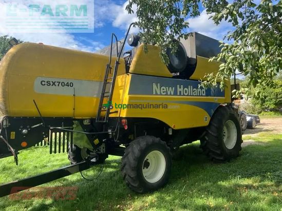 Cosechadora de Cereal - New Holland - csx 7040
