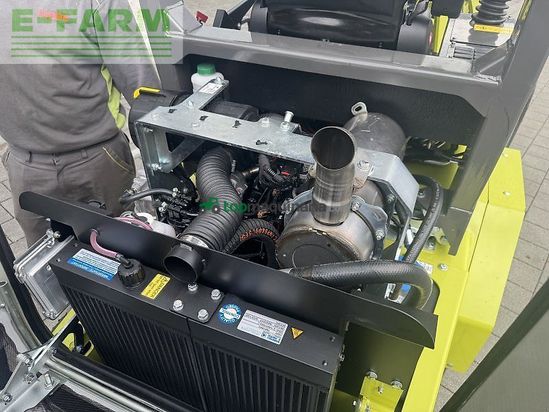 Minicargadora - Fliegl - 25-27 inkl. 3 anbaugeräte